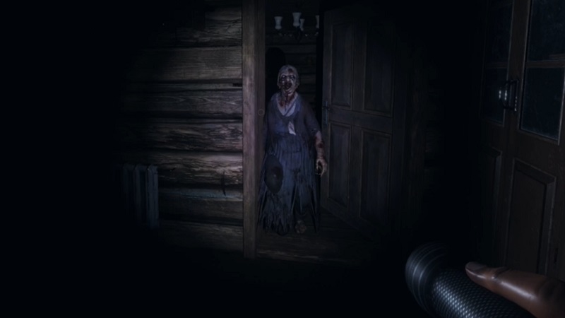 Screenshot from Phasmophobia showing the granny ghost in a doorway.